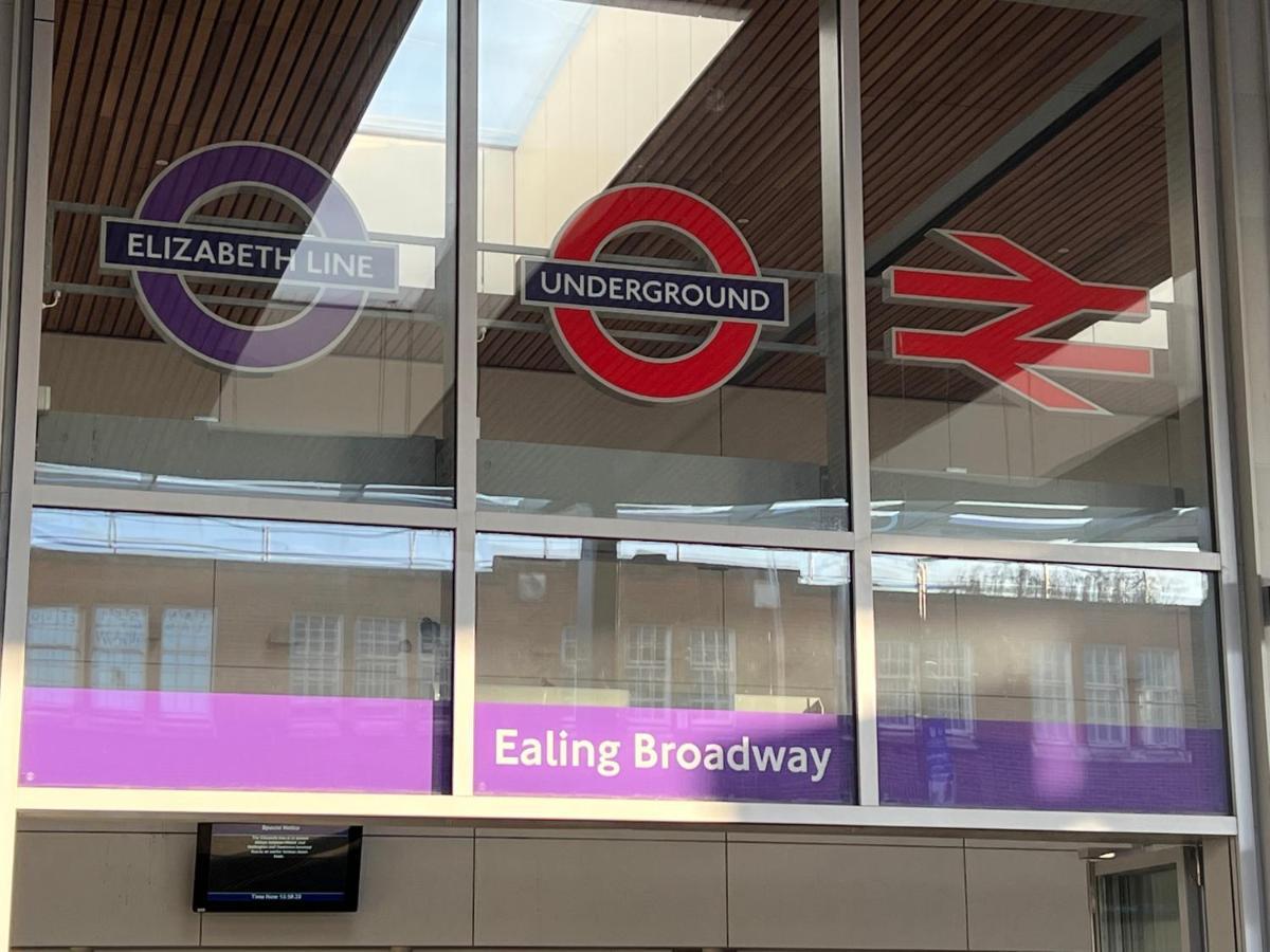 Mia Residence - Entire Studio Apartment - City View - London - Next To Ealing Broadway Station Exterior foto